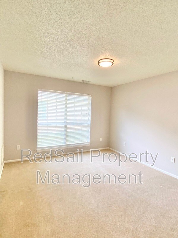 Building Photo - 5310 Gardner Ct