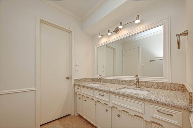 Building Photo - 5507 Enchanted Timbers Dr