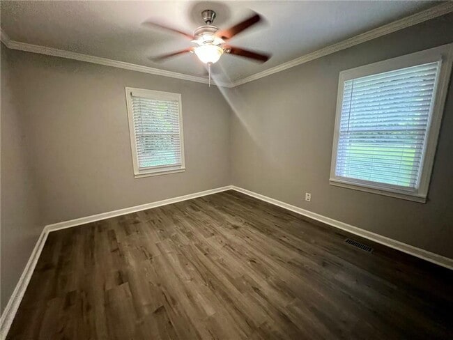 Building Photo - 2033 Univeter Rd