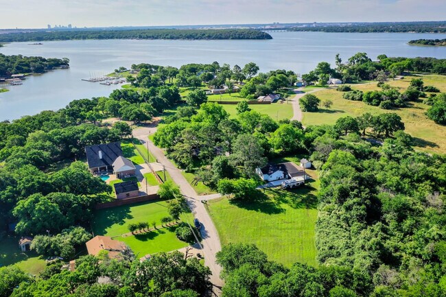 Building Photo - 4109 Brooks Baker Ave