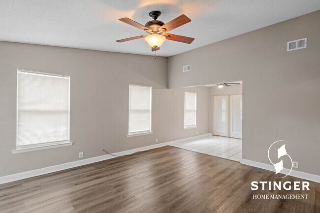 Building Photo - 16 Quail Ridge Cir N