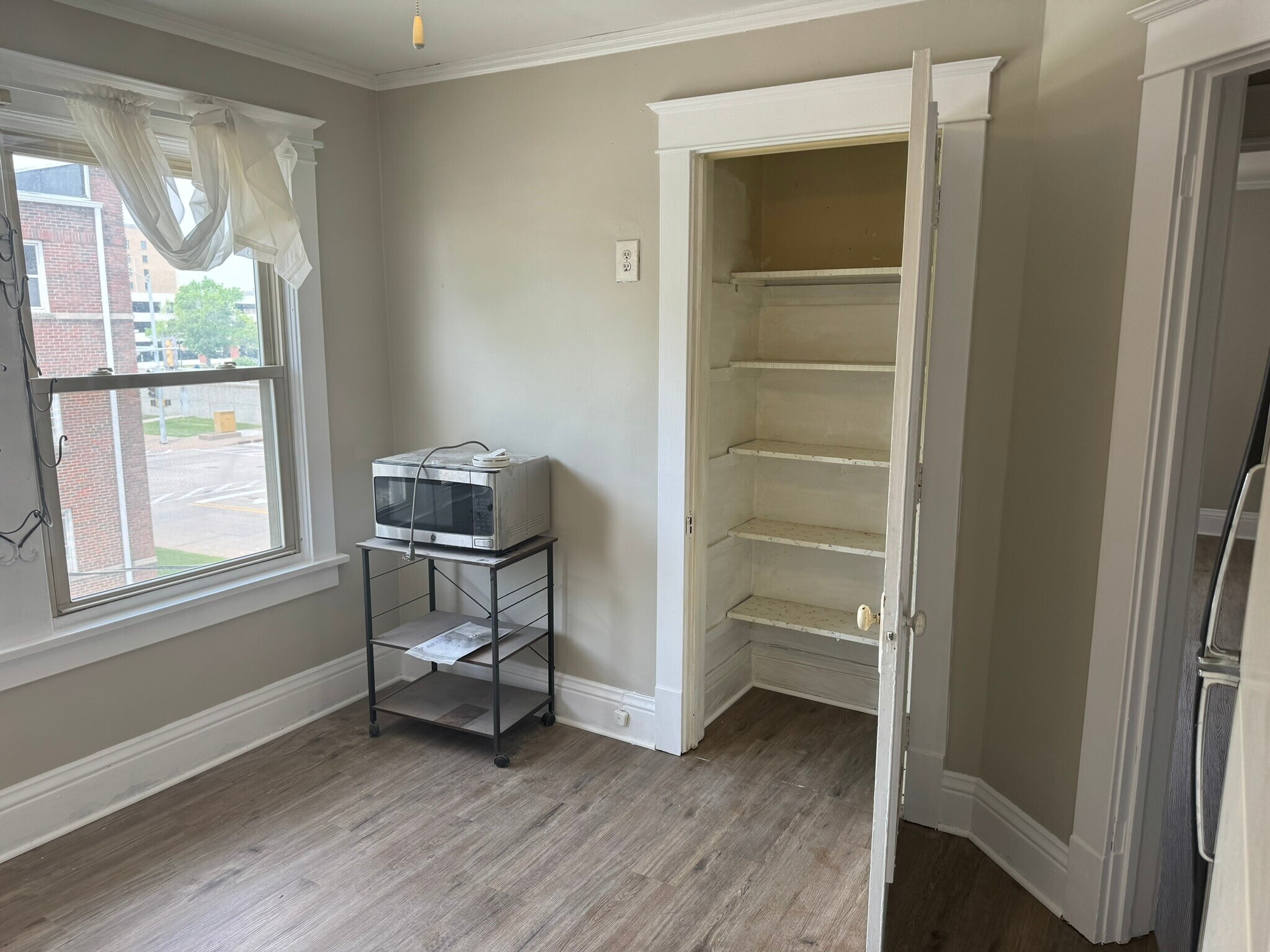 Building Photo - 711 16th St