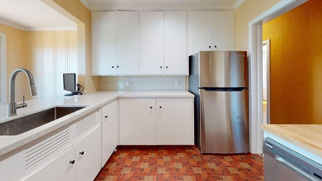 Building Photo - San Anselmo - Modern Day Cabin in the Wood...