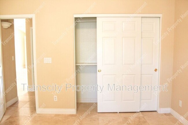 Building Photo - 18920 N 89th Way