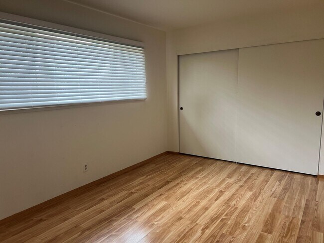 Building Photo - Elegant Executive Home Westborough SSF  5 ...