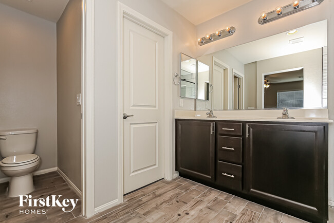 Building Photo - 3628 Monkfish Ct