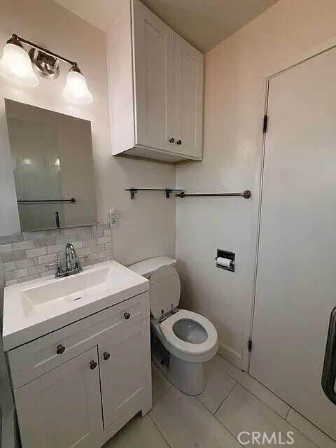 Building Photo - 318 W Avenida Palizada