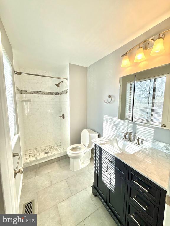 Building Photo - 7250 LASTING Way