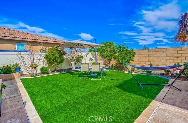 Building Photo - 6850 Lucite Dr