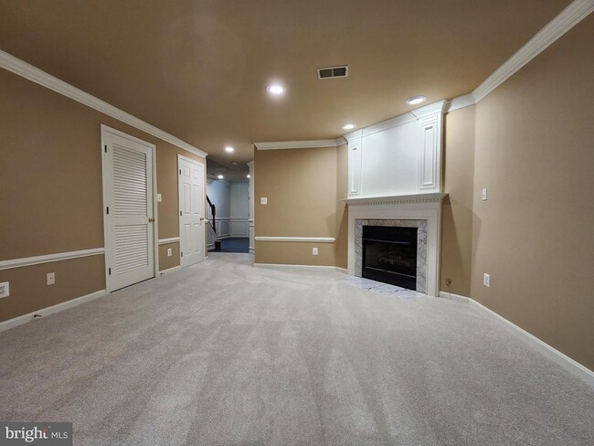 Building Photo - 4020 Heatherstone Ct