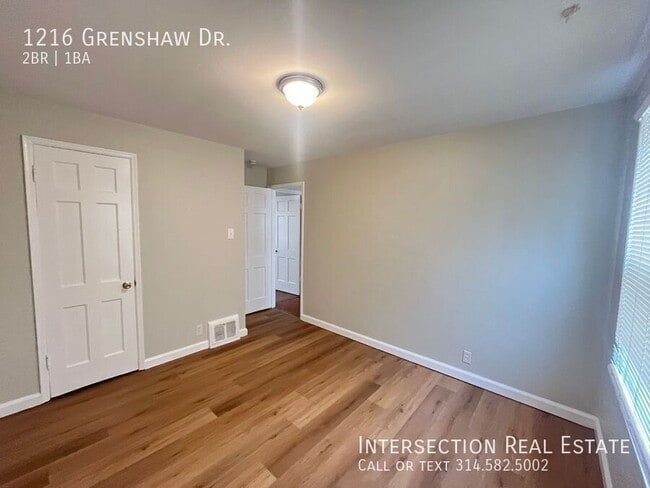 Building Photo - 1216 Grenshaw Dr