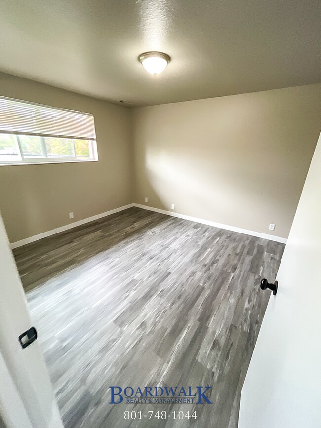 Building Photo - Amazing 2 bed 1 bath apartment in SLC