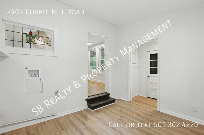 Building Photo - 2405 Chapel Hill Rd