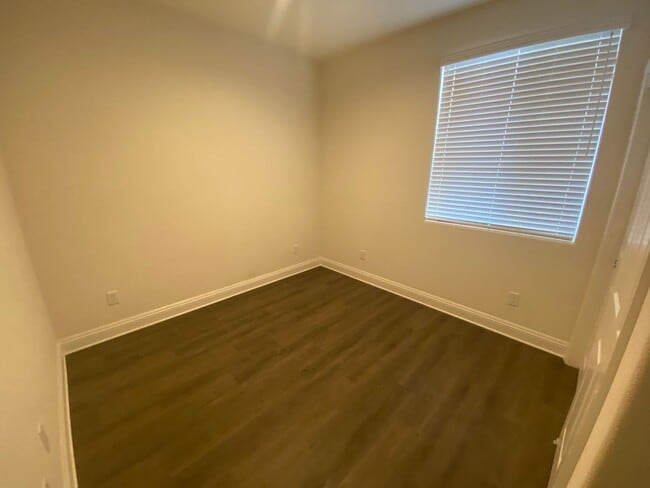 Building Photo - 4469 Hacienda Dr