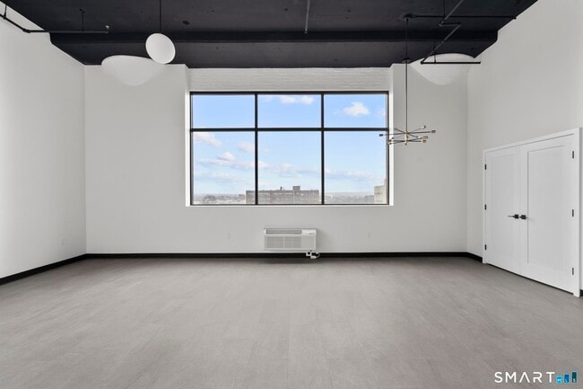 Building Photo - 480 Myrtle St