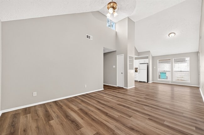Building Photo - 13215 Vista Oro Dr