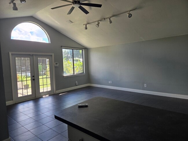 Building Photo - 5632 Pinerock Rd