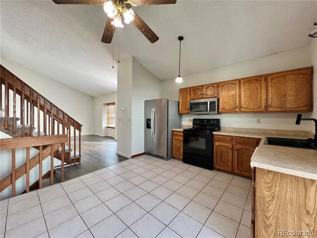 Building Photo - 9393 W Wagon Trail Cir