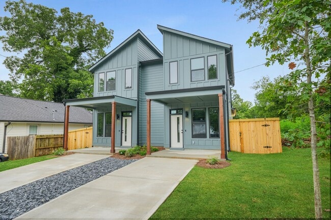 Primary Photo - 1223 Oakland Dr SW