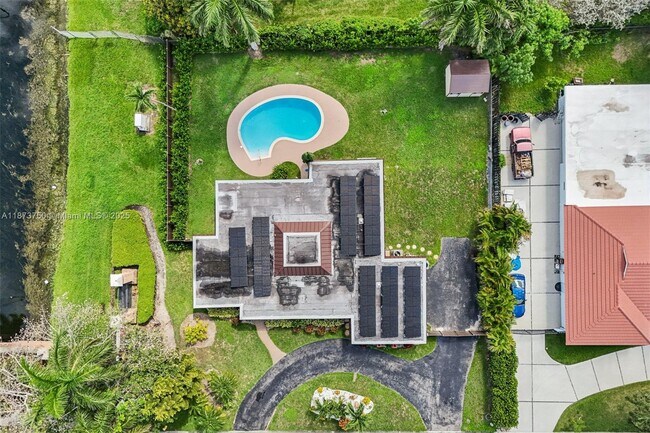Building Photo - 20 W Tropical Way