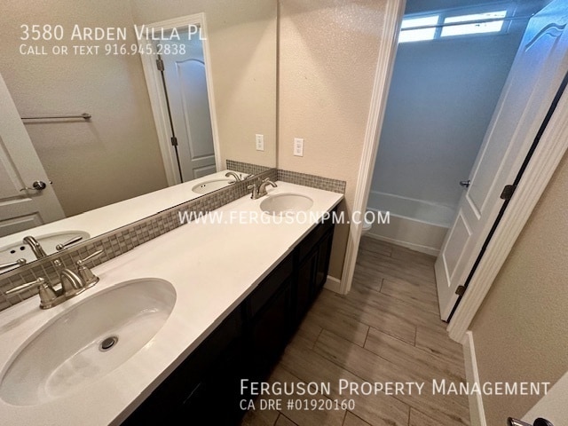 Building Photo - 3580 Arden Villa Pl