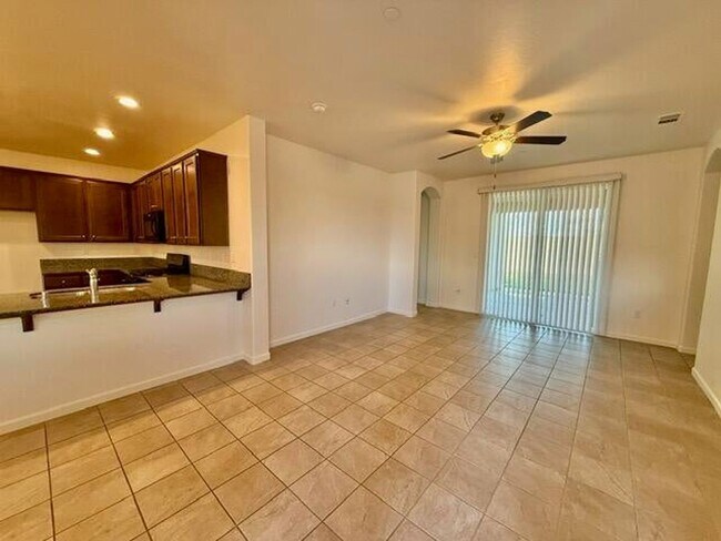 Building Photo - 1762 Bolton Ave