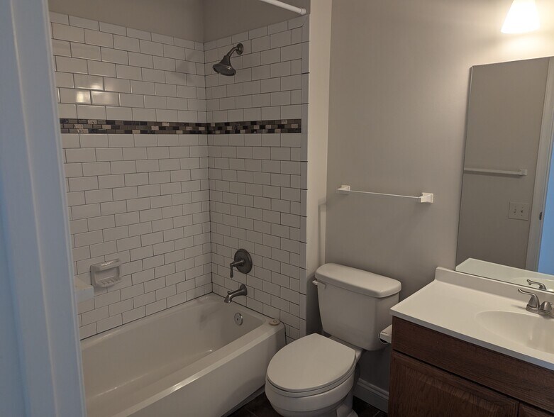 Building Photo - 8136 Bayonet Way