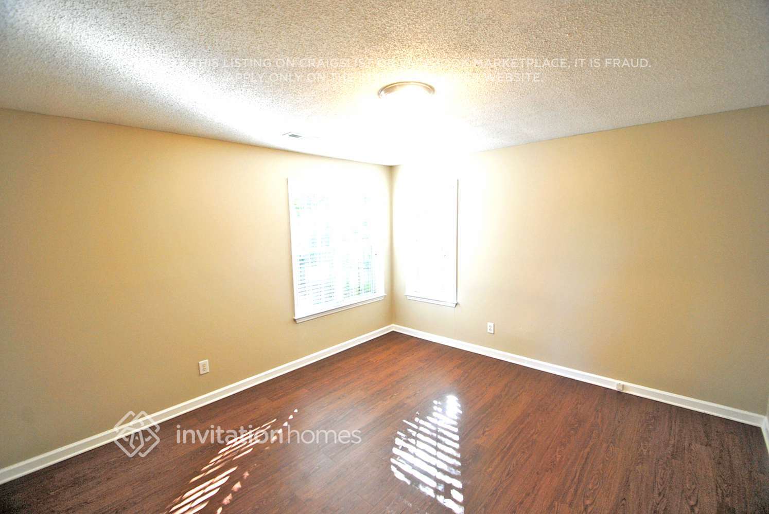 Building Photo - 102 Hillcrest Dr