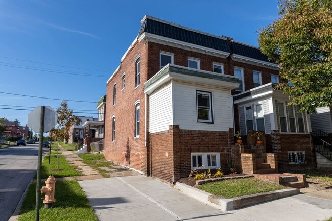 Building Photo - 2600 Garrett Ave