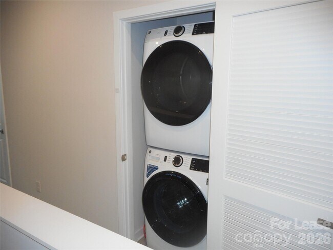 Building Photo - 3121 Coquina Ln