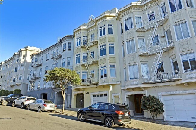 Building Photo - 1237 Chestnut St
