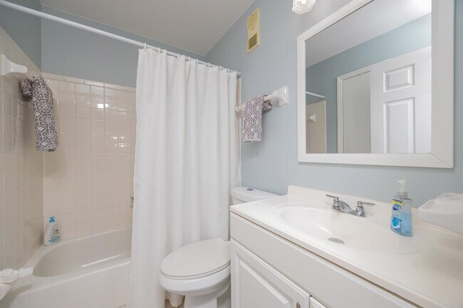 Building Photo - 880-A1A A1A Beach Blvd