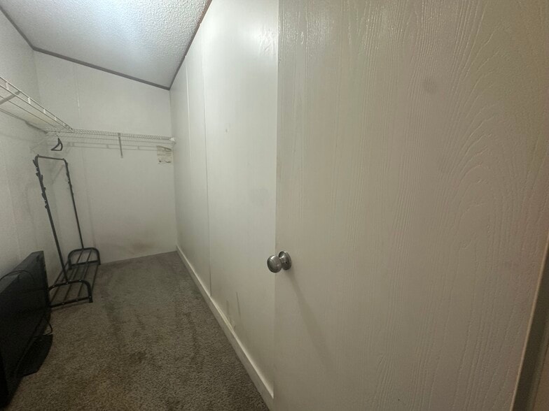 Building Photo - 110 W Highland Ave