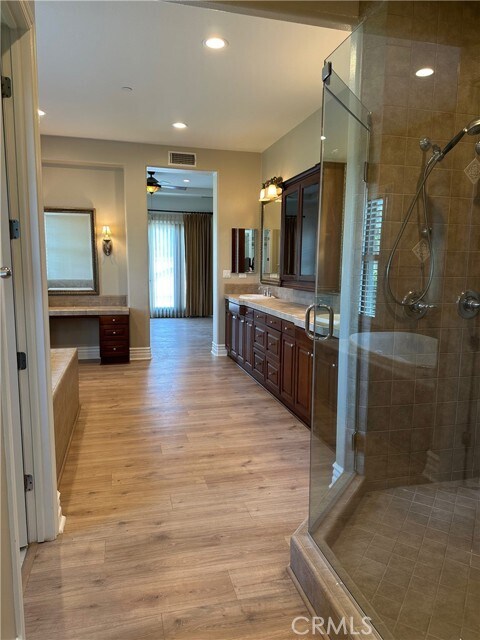 Building Photo - 25351 Mustang Dr