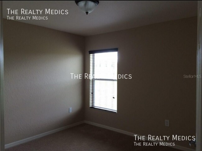 Building Photo - 4876 Summerfield Cir