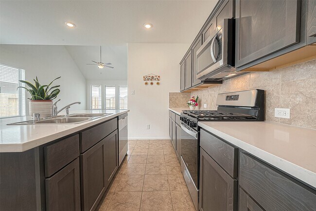 Building Photo - 20743 Wilde Redbud Trl