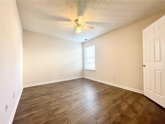 Building Photo - 1820 Chasewood Park Dr
