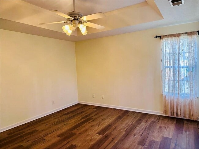 Building Photo - 1140 Taylor Oaks Dr