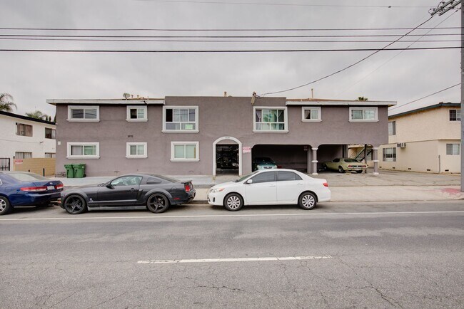 Building Photo - Vanowen Street Residences