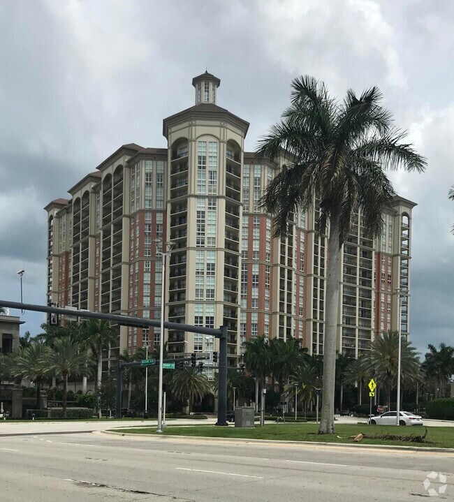 Building Photo - 550 Okeechobee Blvd