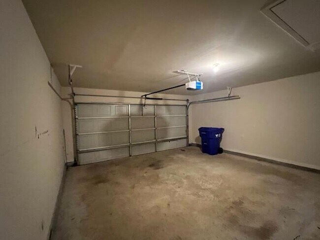 Building Photo - 1106 Merganser Way