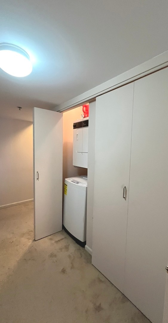 Building Photo - 345 N La Salle Dr