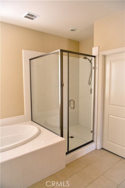 Building Photo - 56 Twin Gables