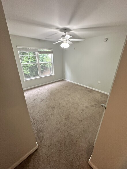 Building Photo - 3720 Spruce Ridge Way