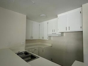 Building Photo - 9010 Tobias Ave
