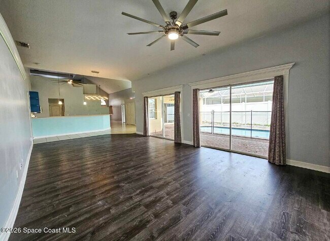 Building Photo - 3621 Tipperary Dr