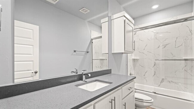 Building Photo - 217 Olde Ml Ct