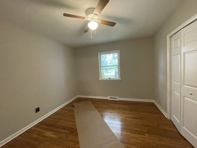 Building Photo - 156 Hilldale Ln