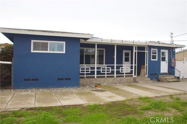 Building Photo - 9621 Central