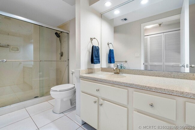 Building Photo - 3120 S Ocean Blvd